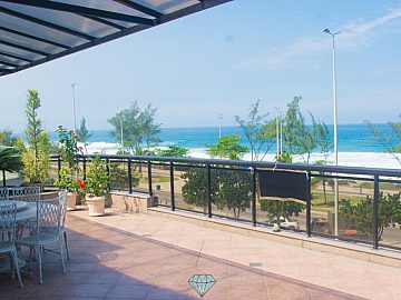 Cobertura Com Incr�vel Vista Mar